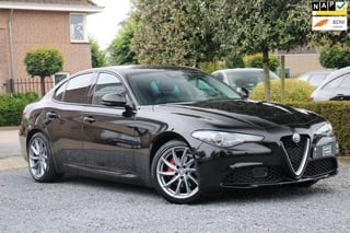 Alfa Romeo Giulia 2.0T Super 200 PK Aut. Xenon Leder Camera Memory '18