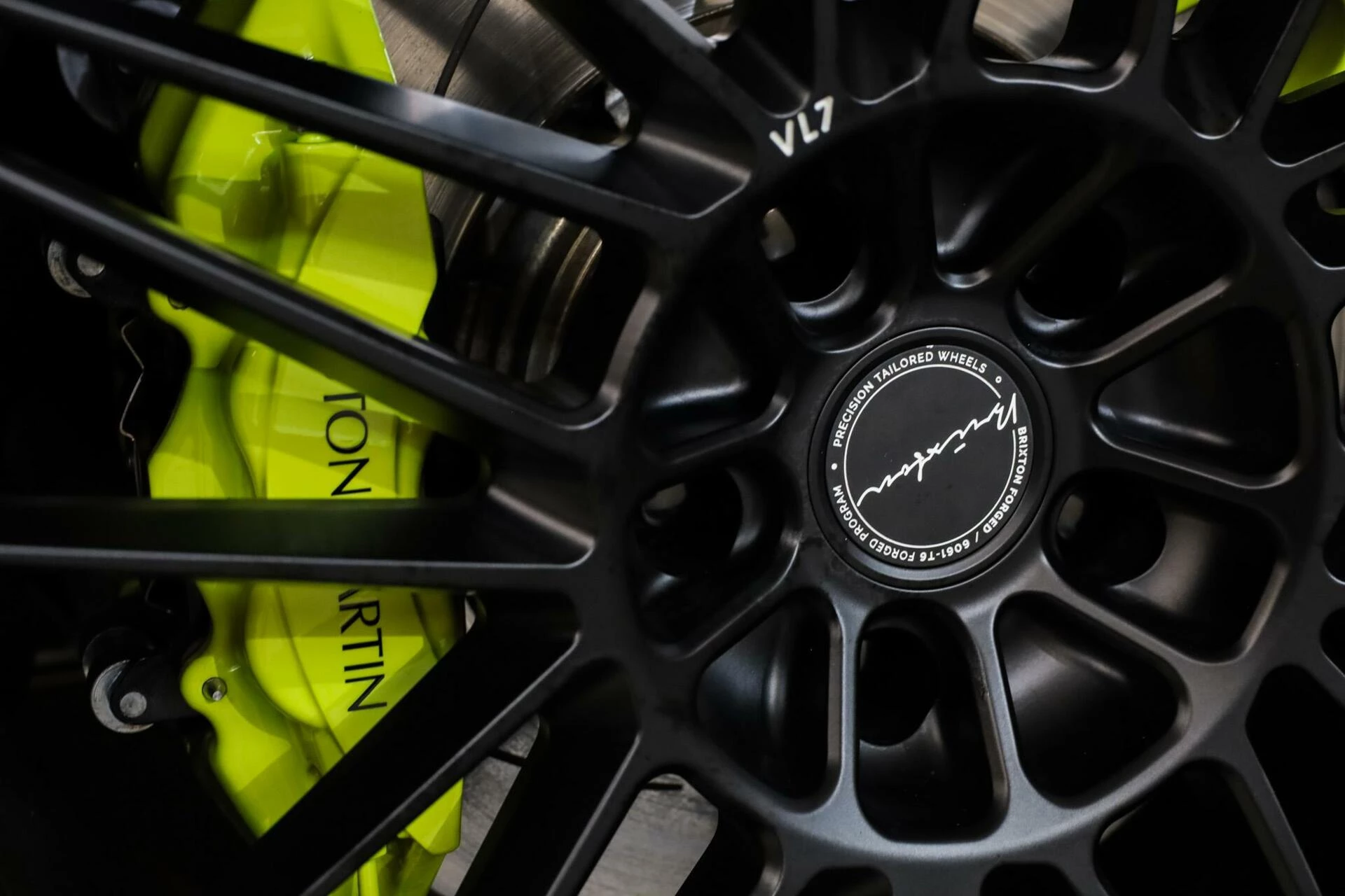 Hoofdafbeelding Aston Martin V8 Vantage