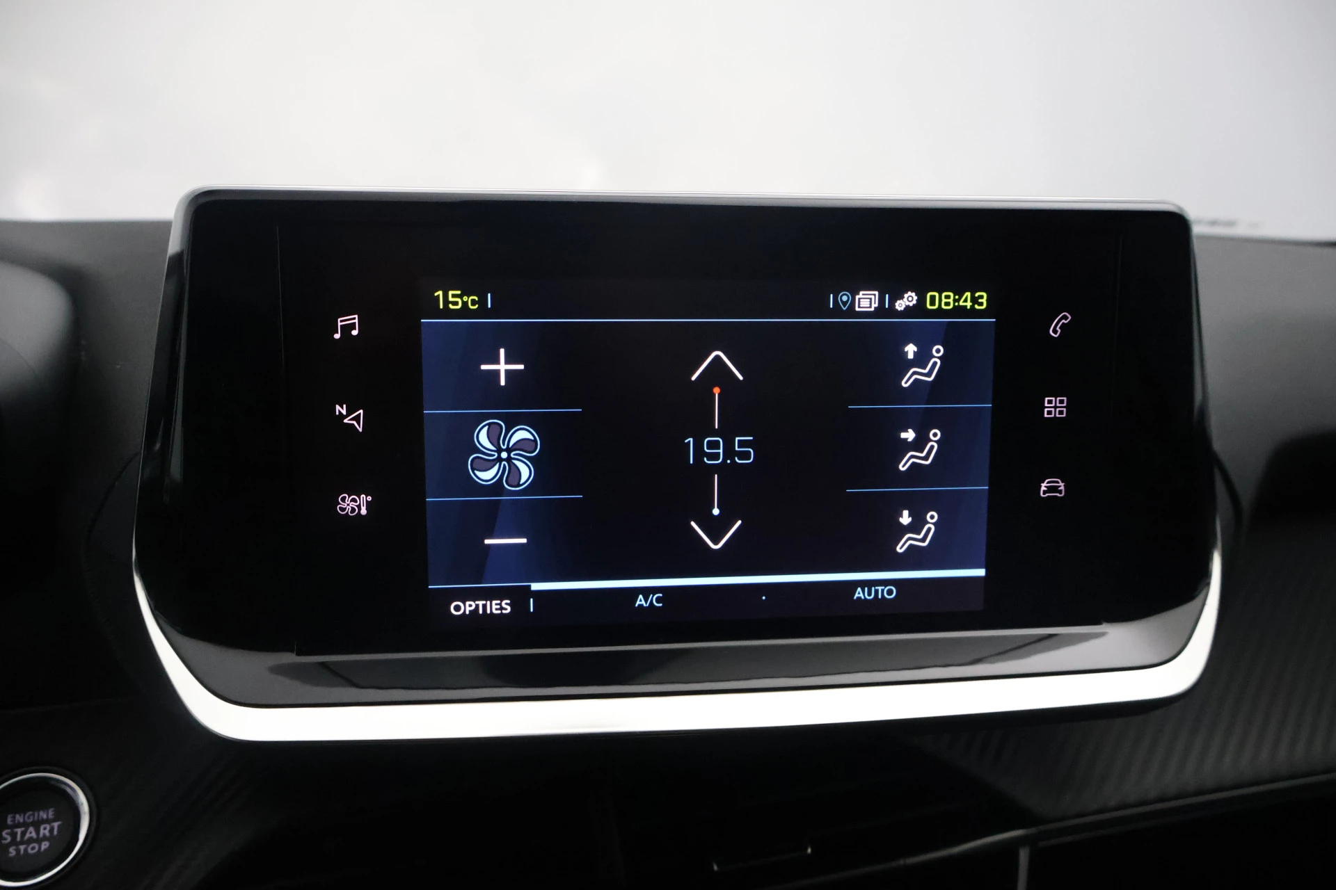 Hoofdafbeelding Peugeot e-208
