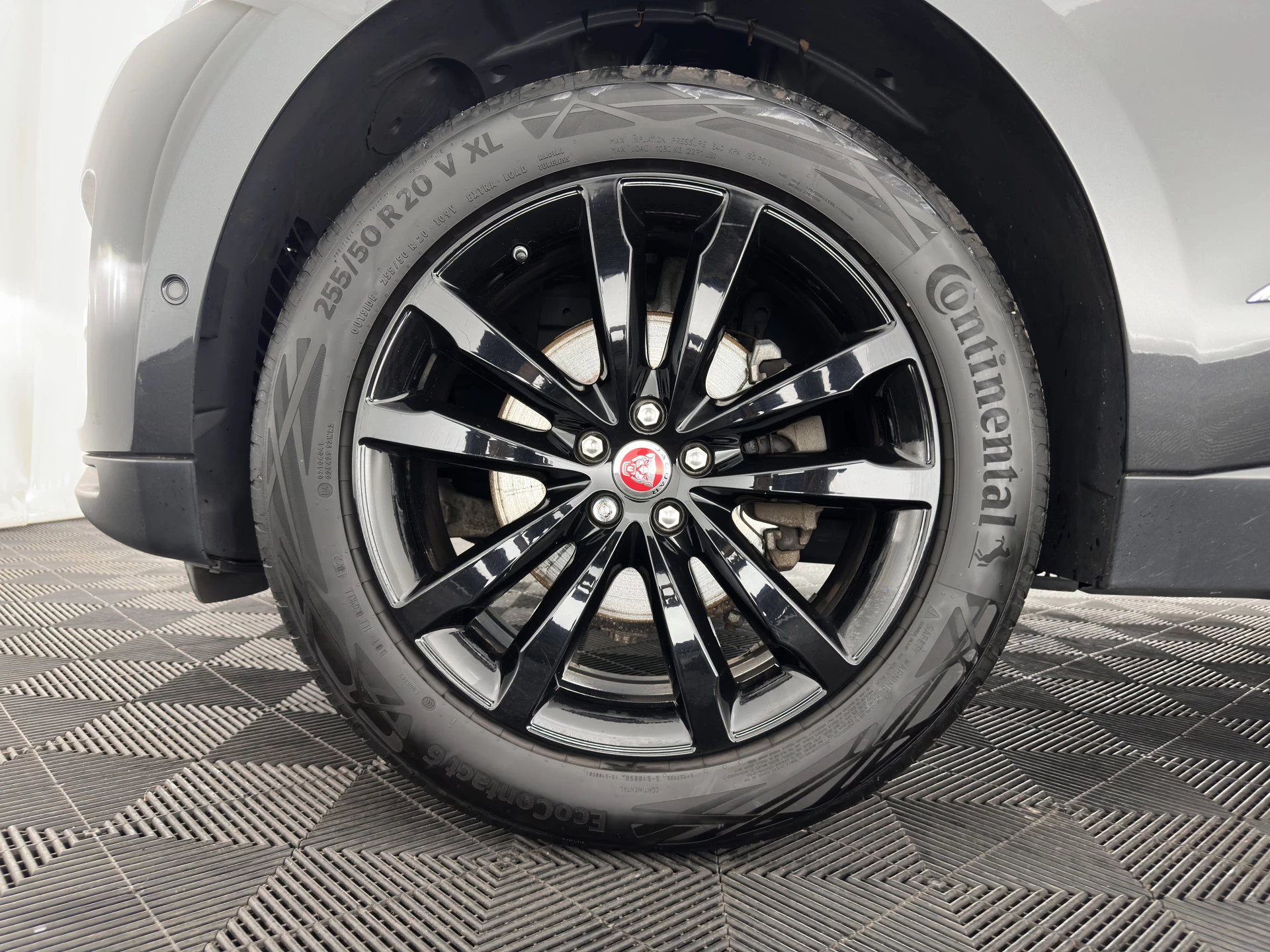 Hoofdafbeelding Jaguar F-PACE