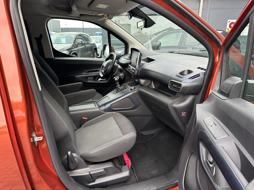 Hoofdafbeelding Peugeot Rifter
