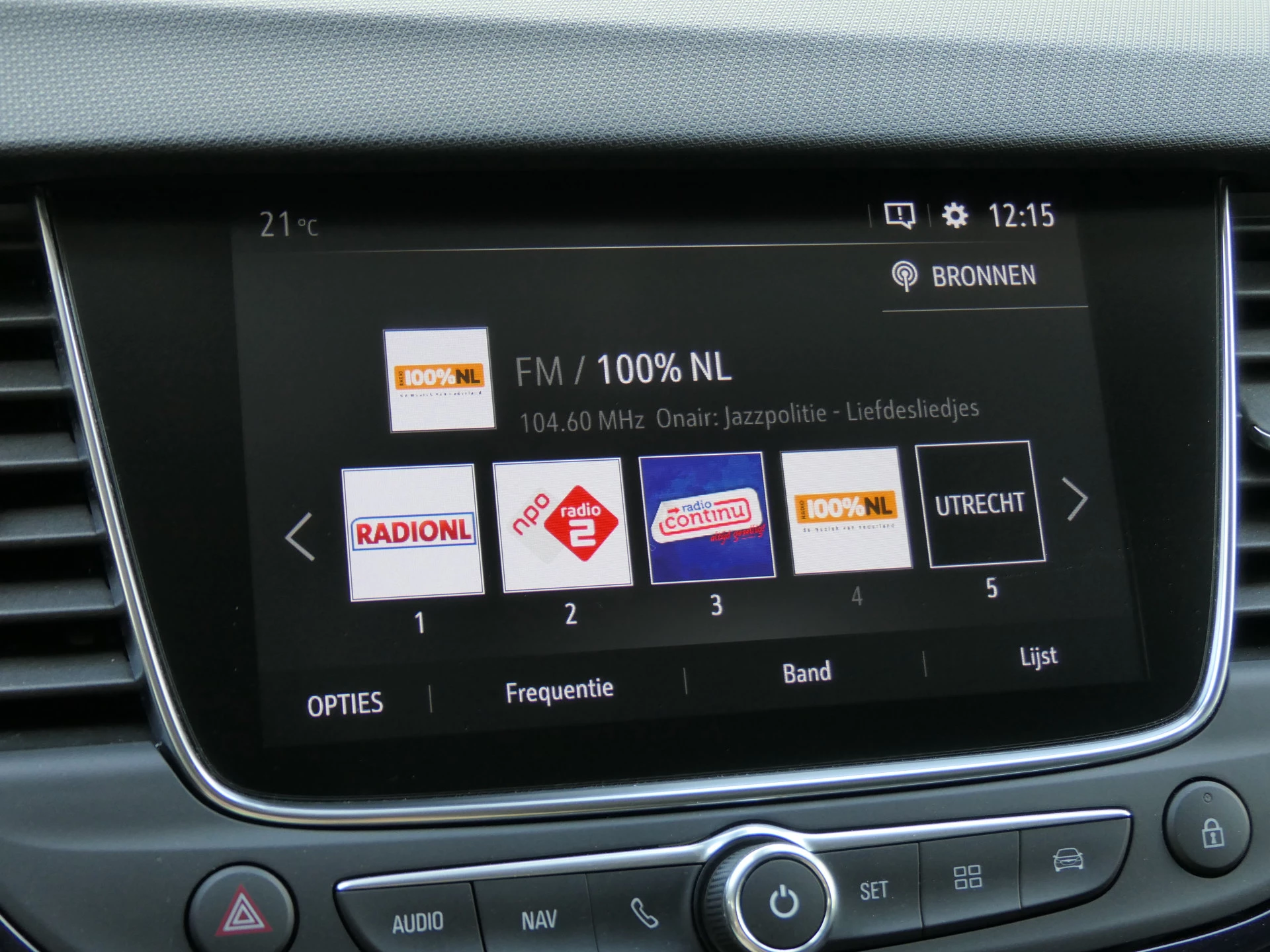 Hoofdafbeelding Opel Crossland X
