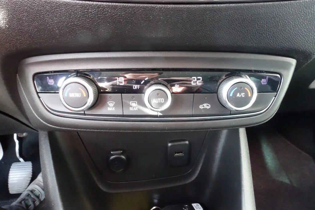 Hoofdafbeelding Opel Crossland