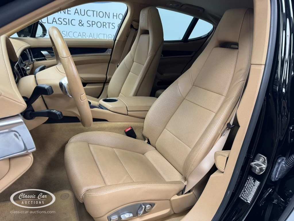 Hoofdafbeelding Porsche Panamera