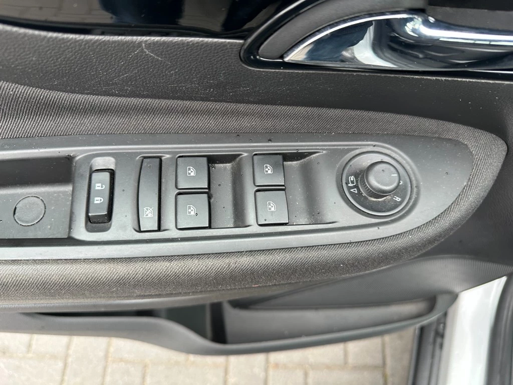 Hoofdafbeelding Opel Mokka X