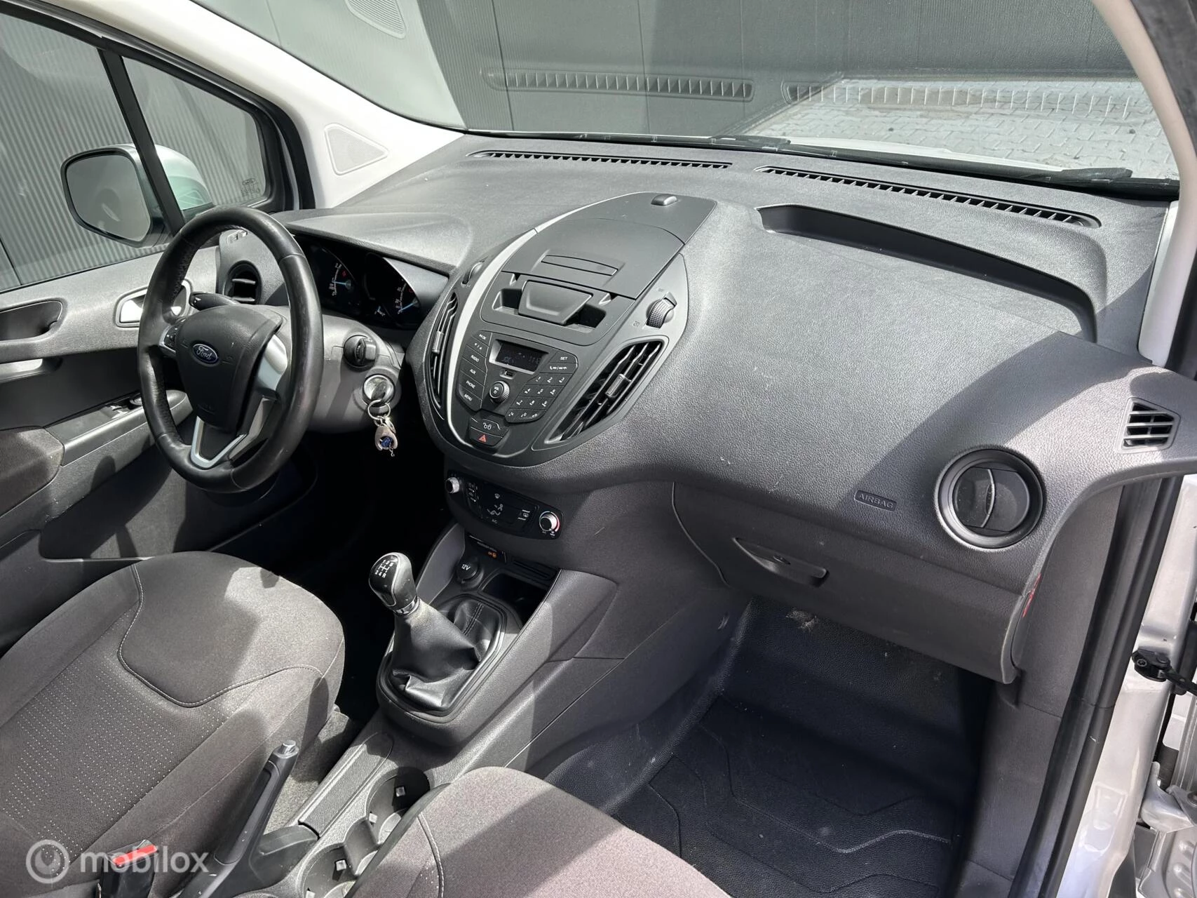 Hoofdafbeelding Ford Transit Courier