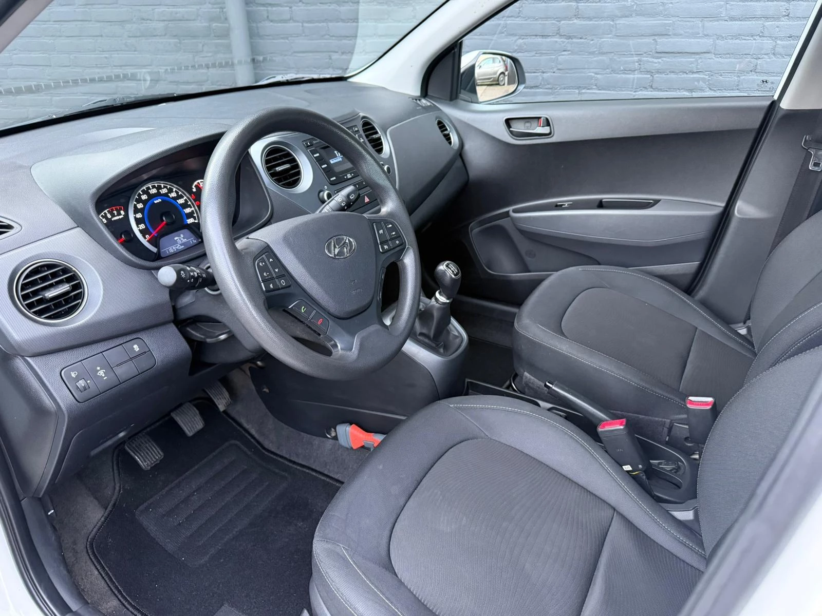 Hoofdafbeelding Hyundai i10