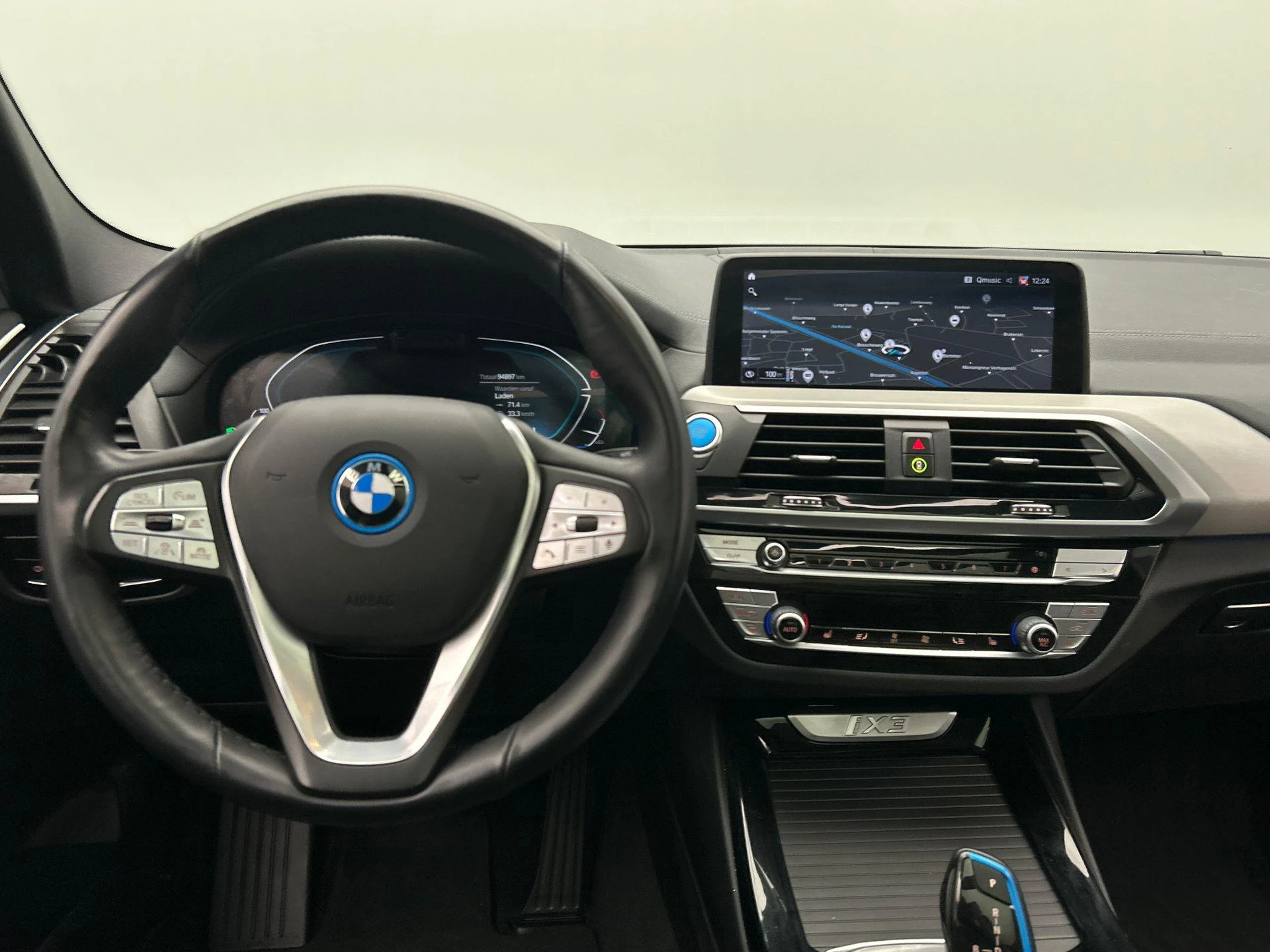 Hoofdafbeelding BMW iX3