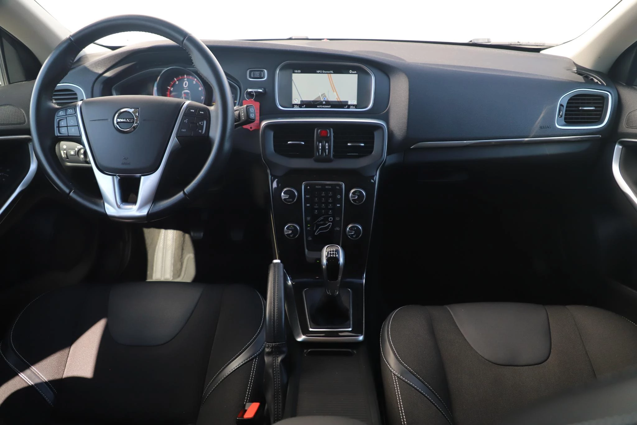 Hoofdafbeelding Volvo V40