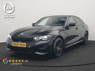BMW 3 Serie 330e M Sport Plug In Hybrid 293pk Dealer O.H. PHEV | Adaptief Onderstel | Sfeerverlichting | Alcantara Sportstoelen Verwarmd | Virtual | Apple Carplay | Navigatie | DAB | 19"L.M |