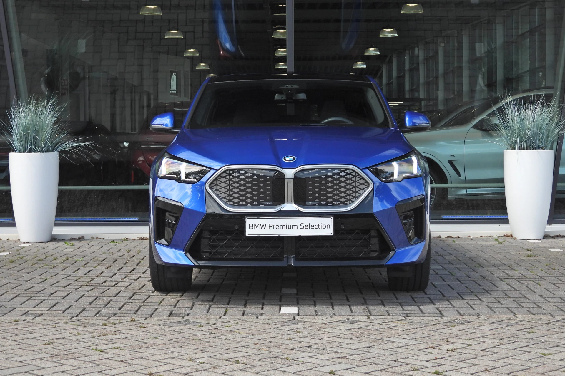 Hoofdafbeelding BMW iX2