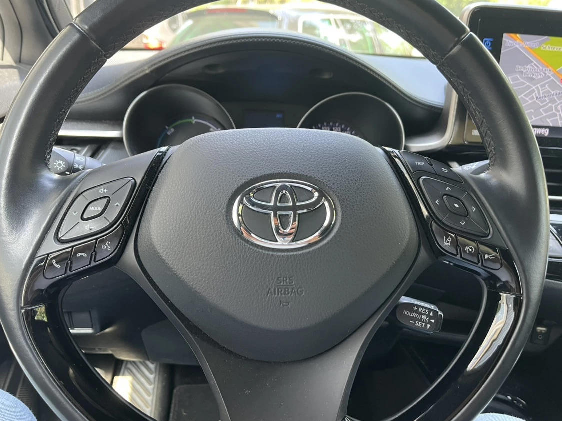 Hoofdafbeelding Toyota C-HR