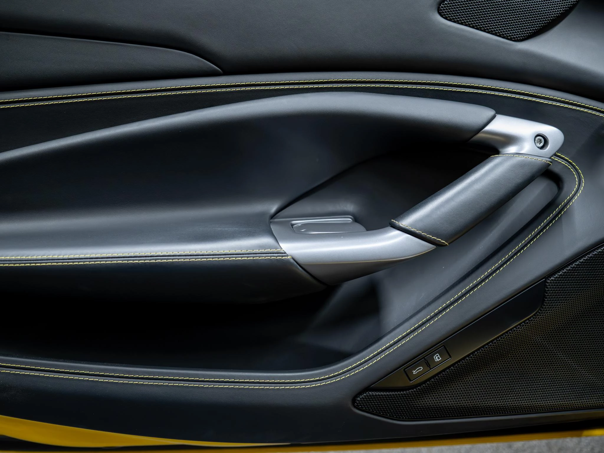 Hoofdafbeelding Ferrari F8 Spider