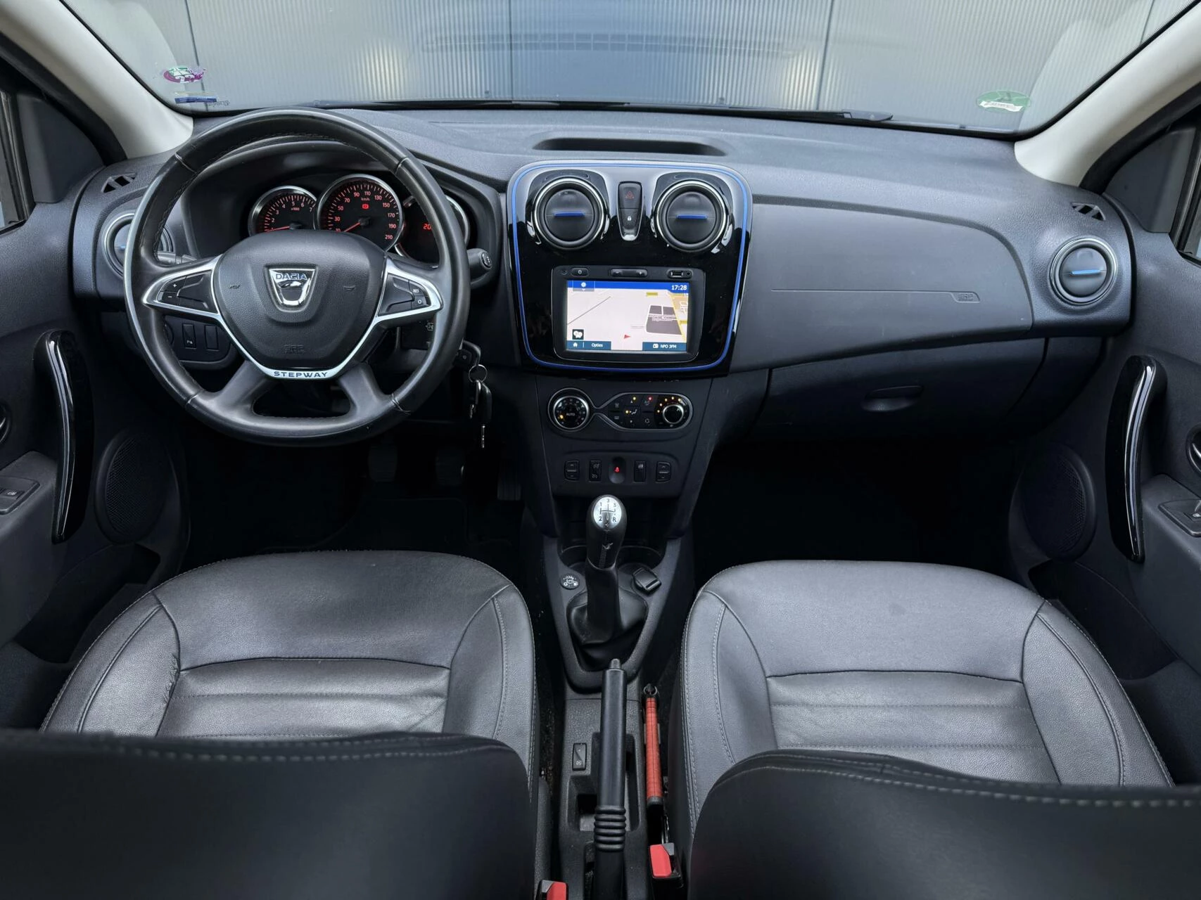 Hoofdafbeelding Dacia Logan