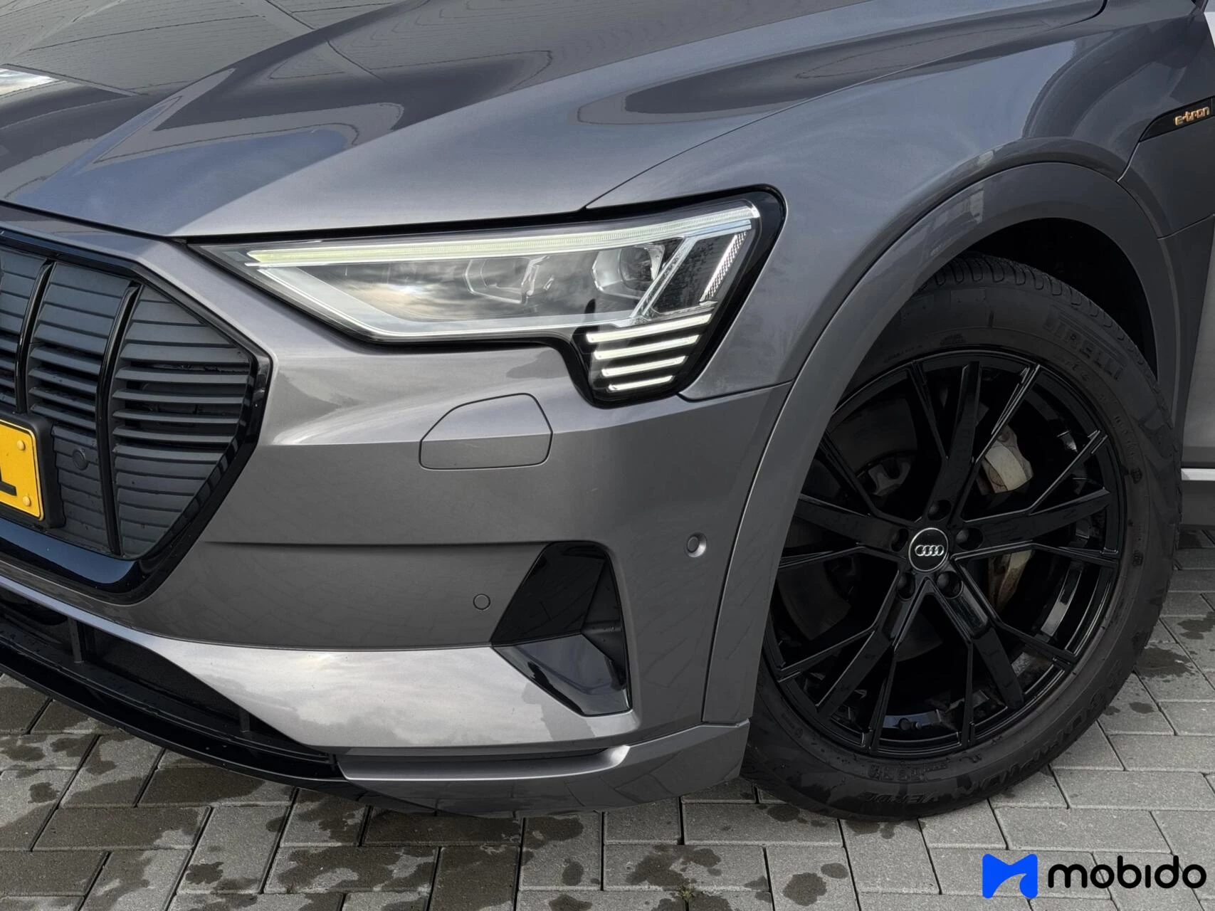 Hoofdafbeelding Audi e-tron