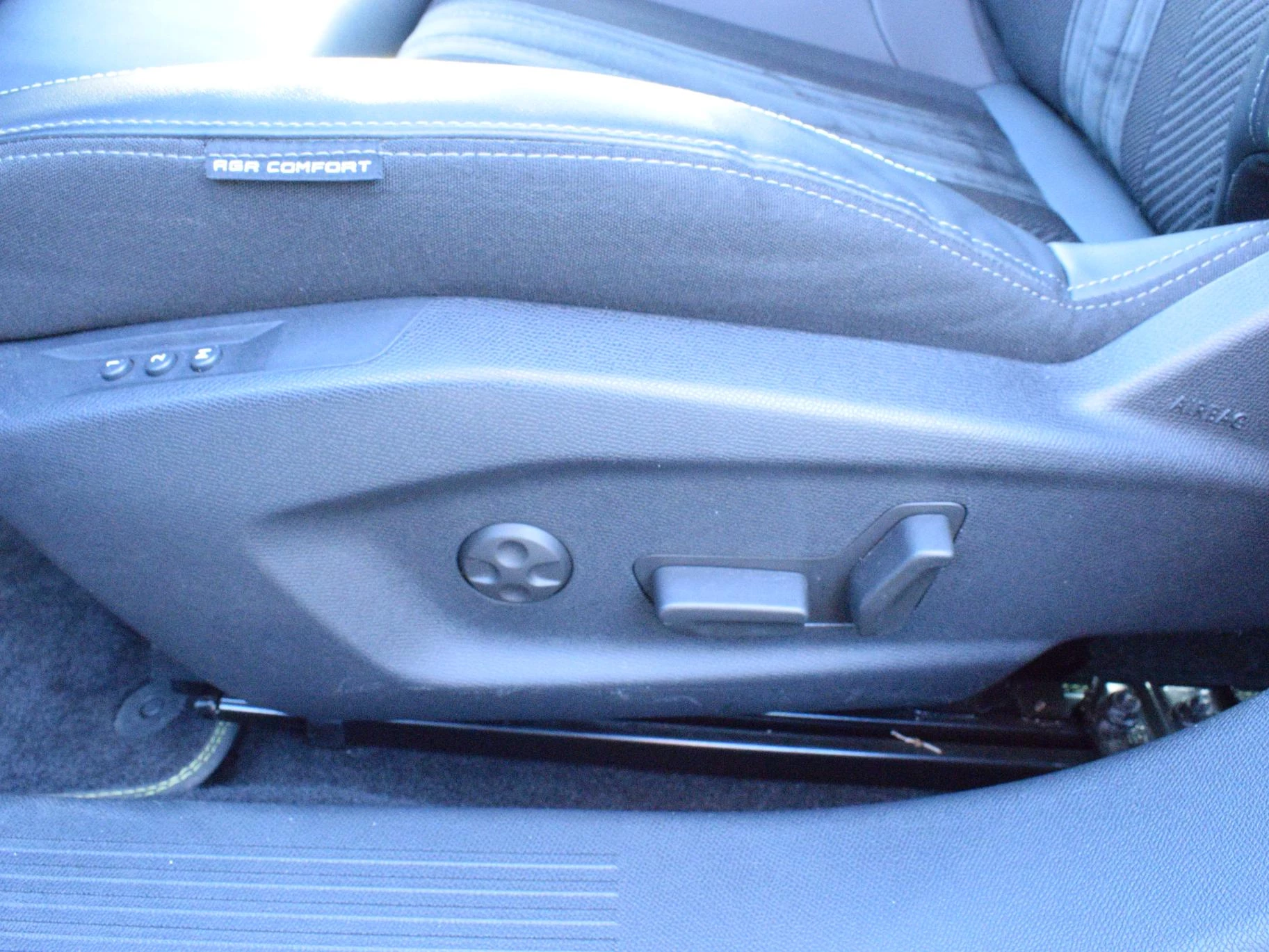 Hoofdafbeelding Peugeot 408