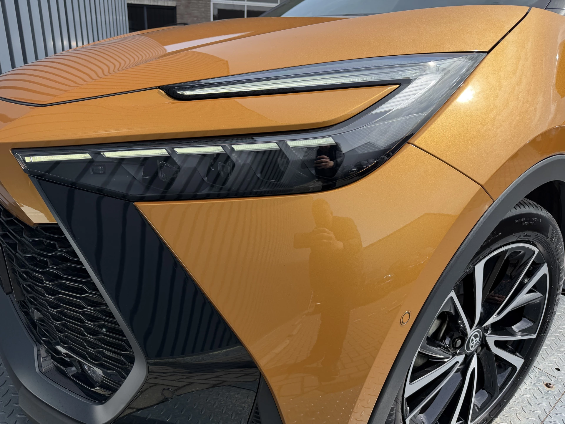 Hoofdafbeelding Toyota C-HR