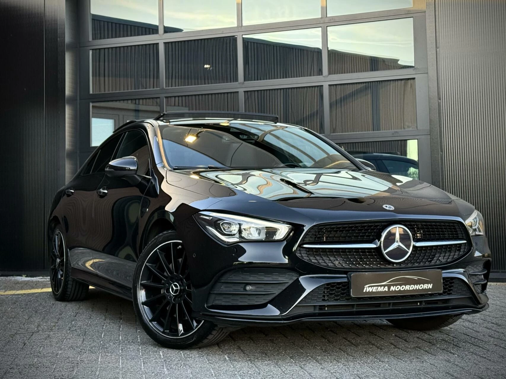 Hoofdafbeelding Mercedes-Benz CLA