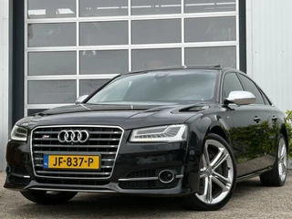 Audi A8 4.0 TFSI S8 quattro 520pk | Bang & Olufsen Sound | Cruise control adaptief met stop&go | Dab | Elektrisch glazen schuif-/kanteldak | Matrix led koplampen | Rondomzicht camera | Voorstoelen met massagefunctie en geventileerd | Dealer onderhouden!