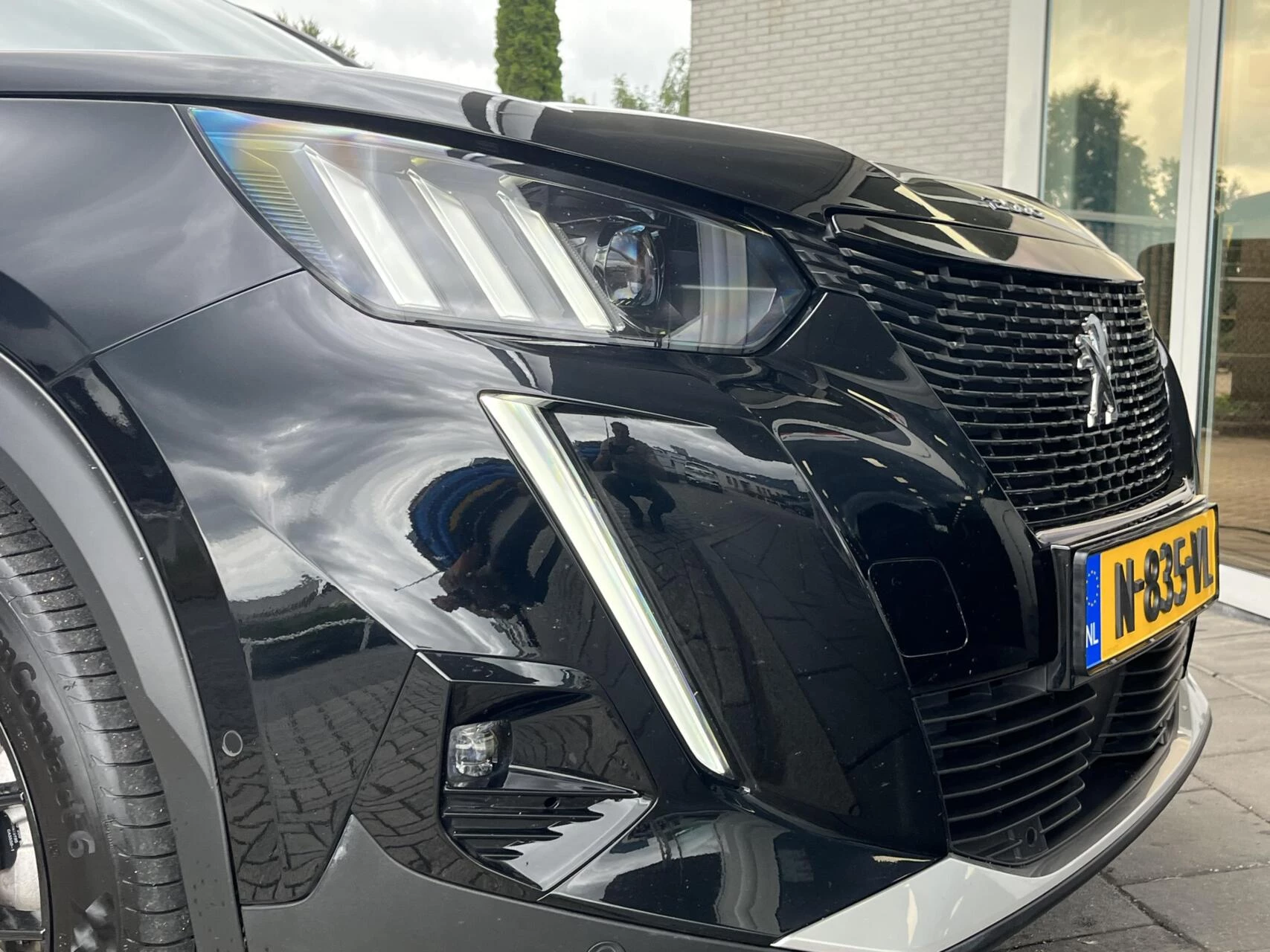 Hoofdafbeelding Peugeot e-2008