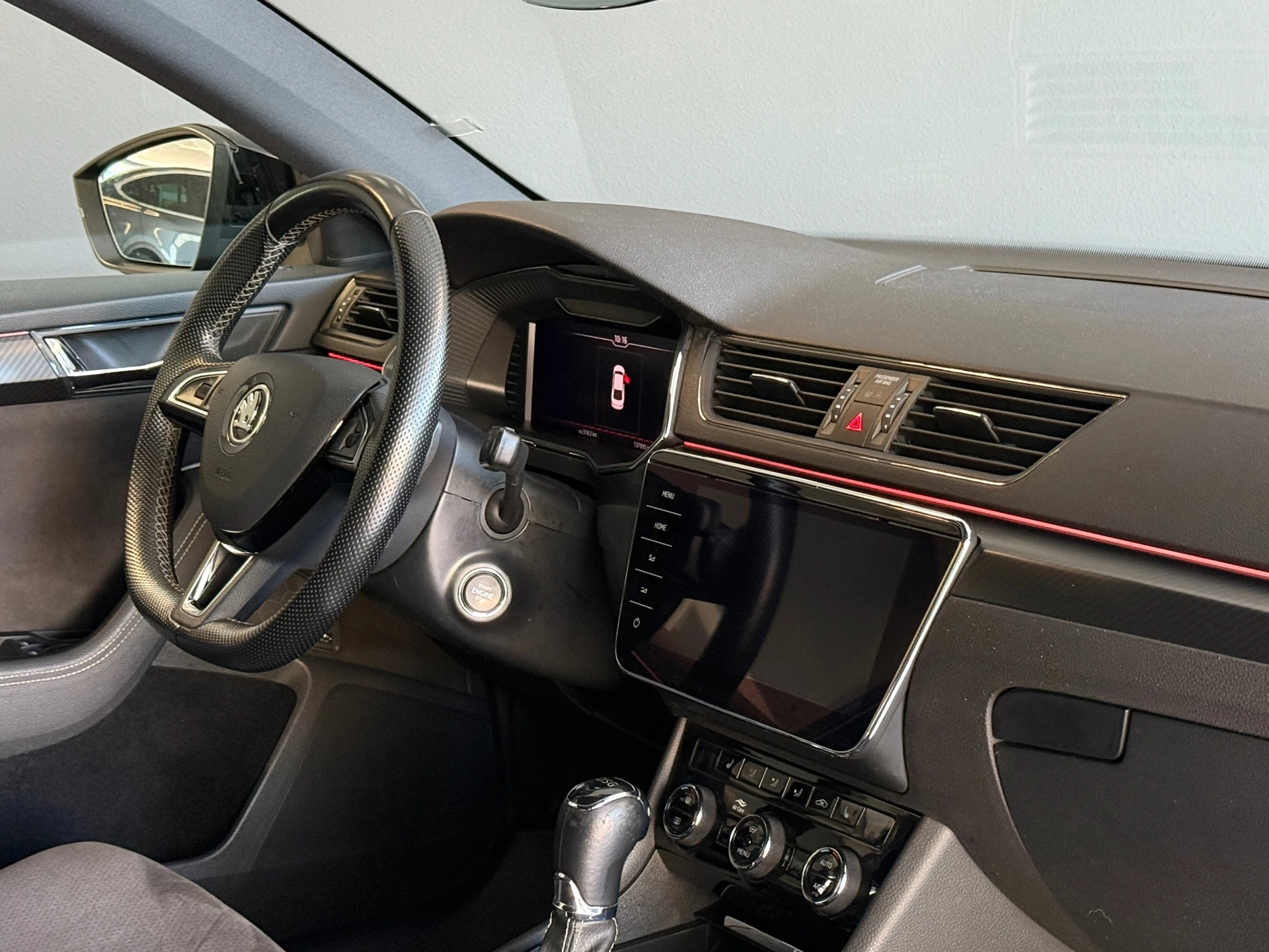 Hoofdafbeelding Škoda Superb