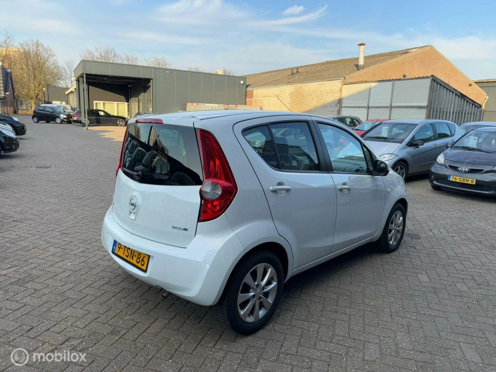 Hoofdafbeelding Opel Agila