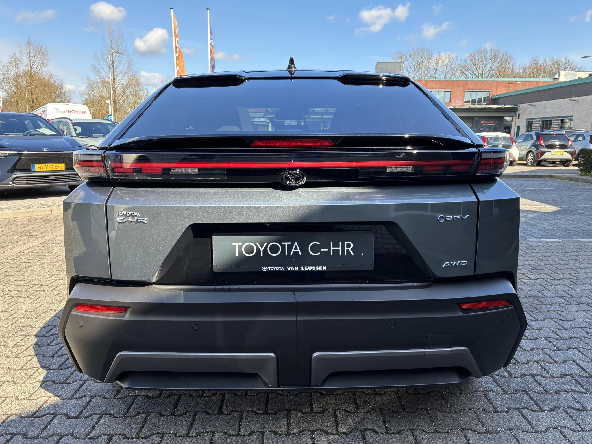 Hoofdafbeelding Toyota C-HR+