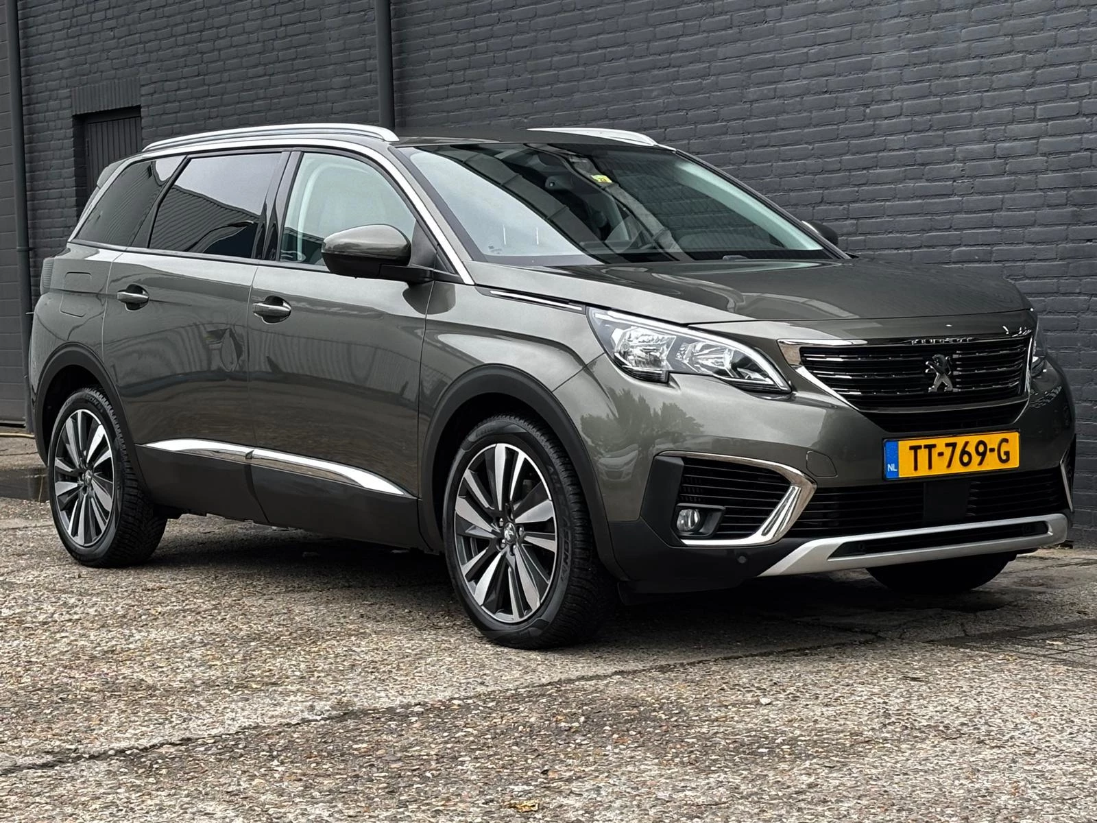 Hoofdafbeelding Peugeot 5008