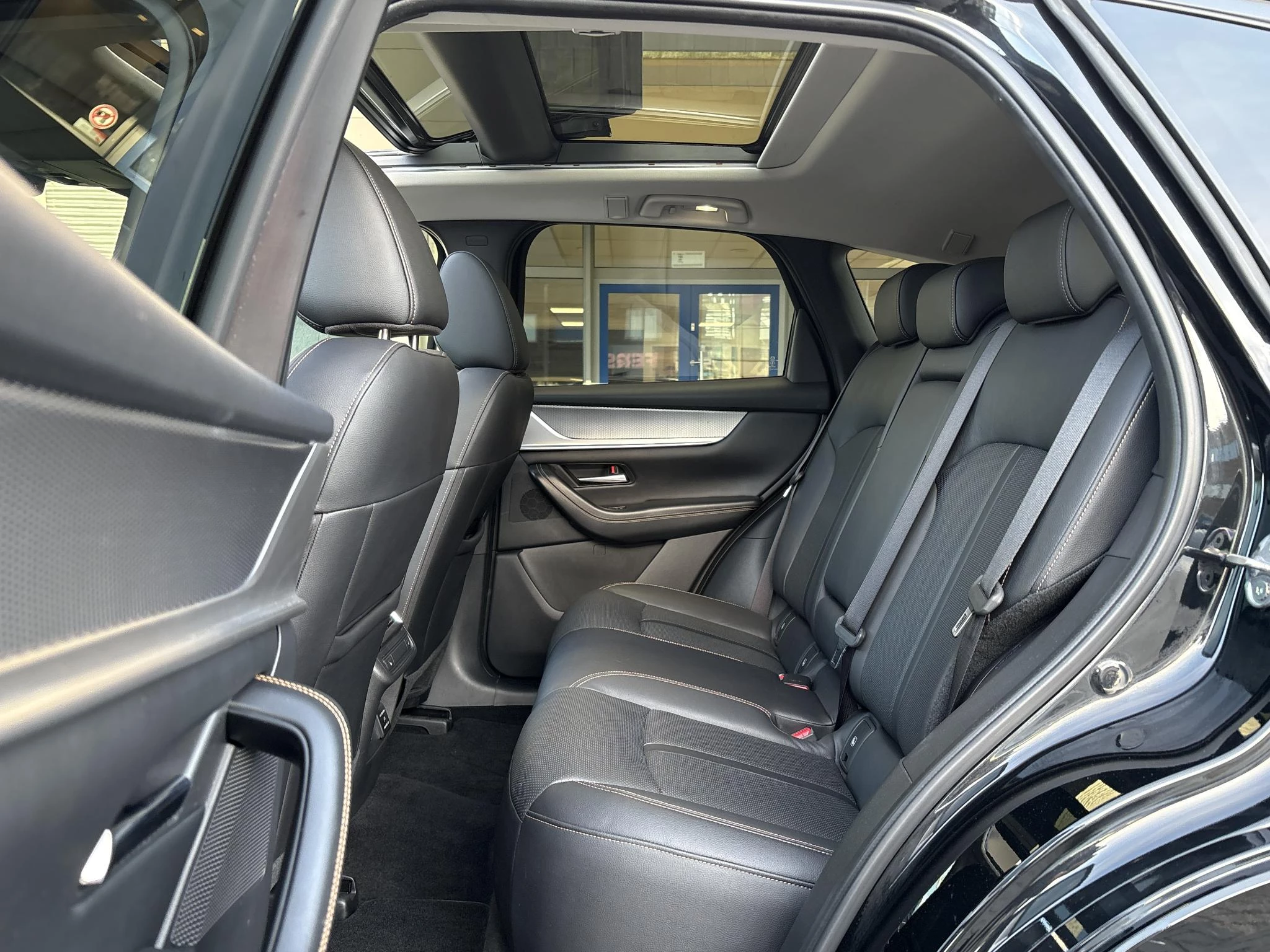 Hoofdafbeelding Mazda CX-60