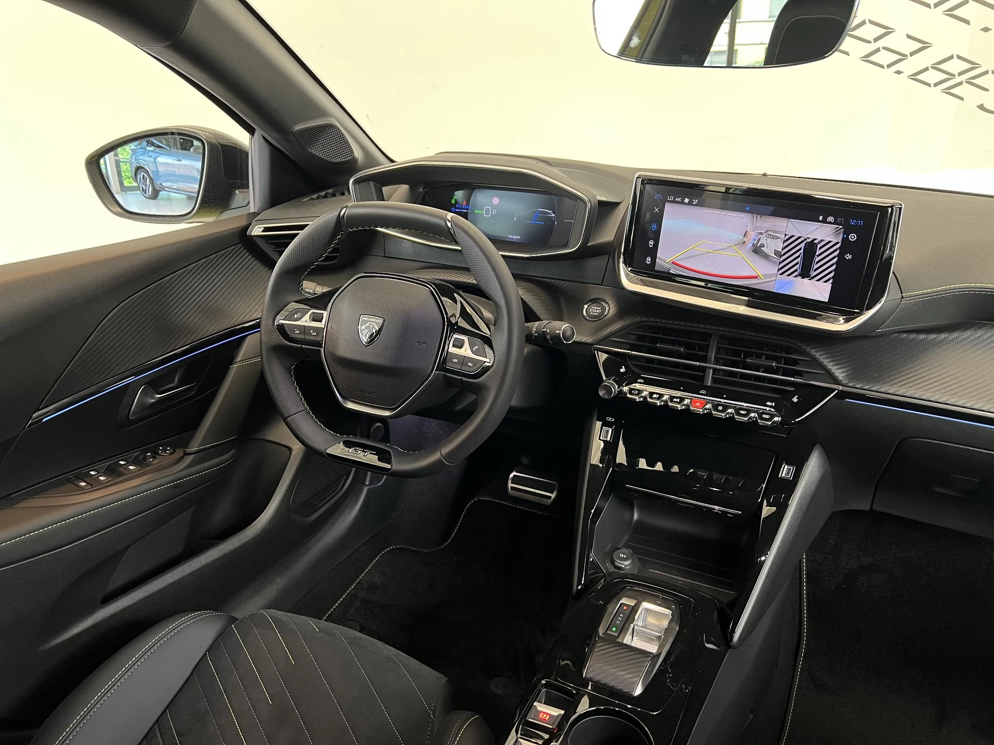 Hoofdafbeelding Peugeot e-208