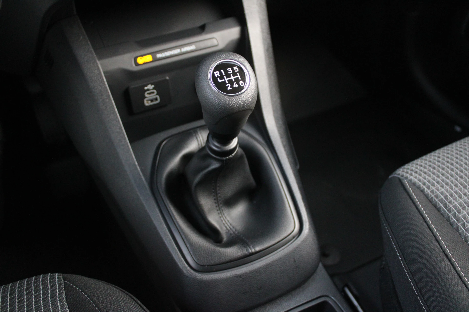 Hoofdafbeelding Ford Transit Courier