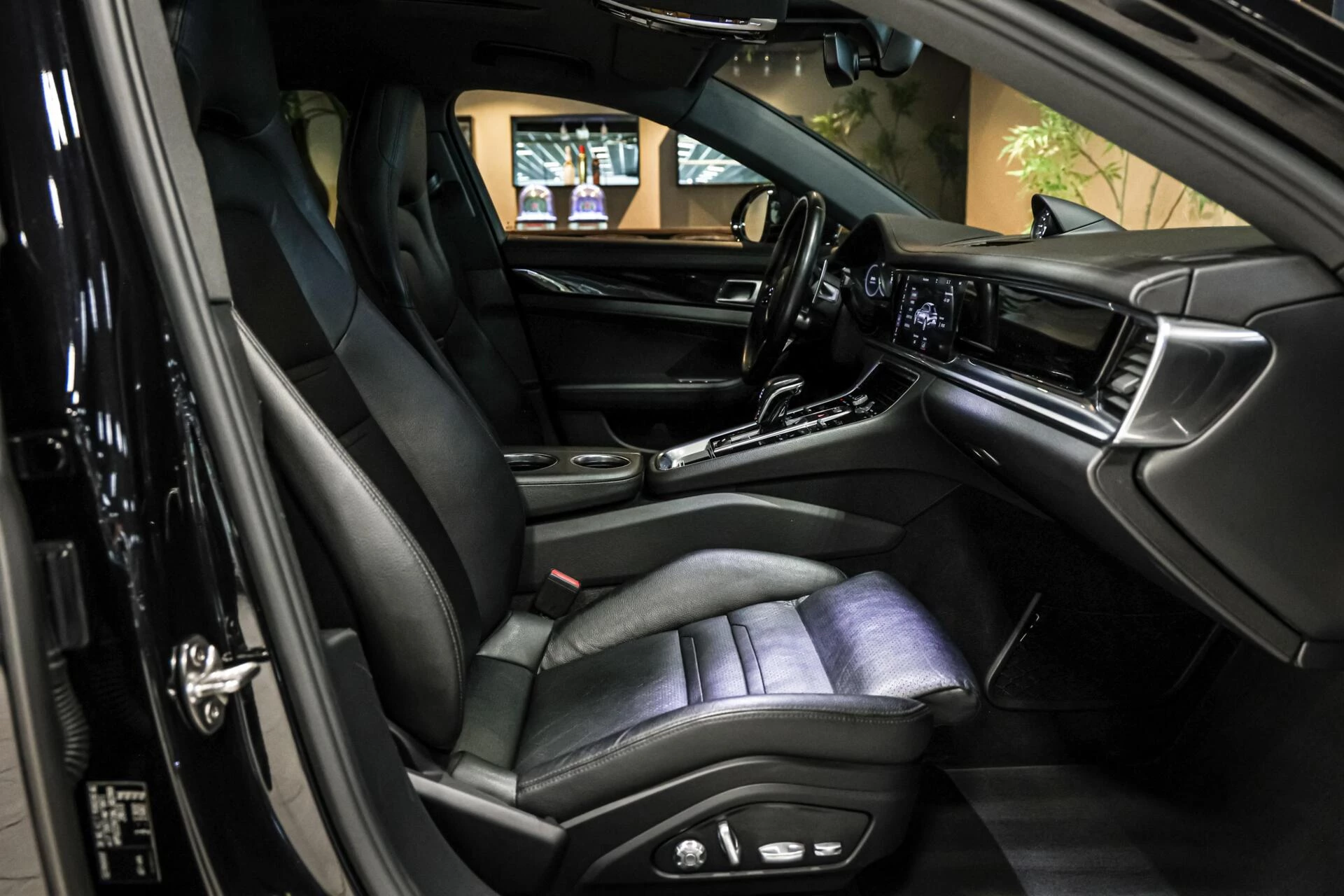 Hoofdafbeelding Porsche Panamera