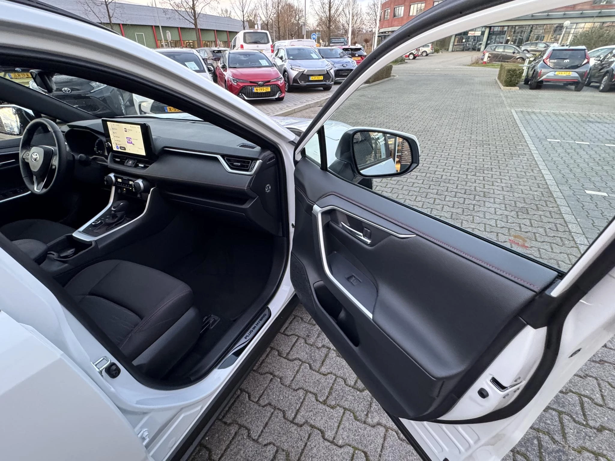 Hoofdafbeelding Toyota RAV4