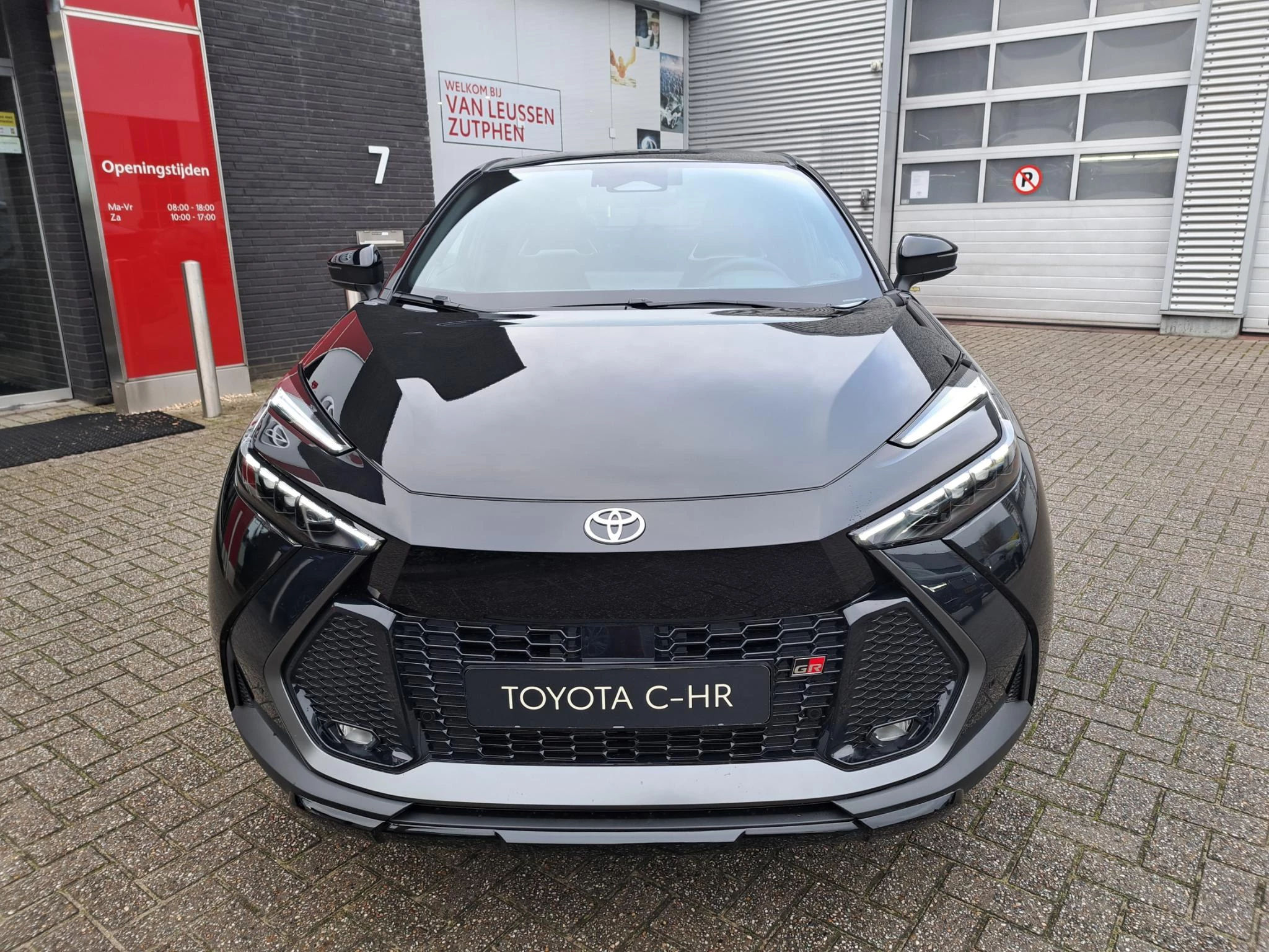 Hoofdafbeelding Toyota C-HR