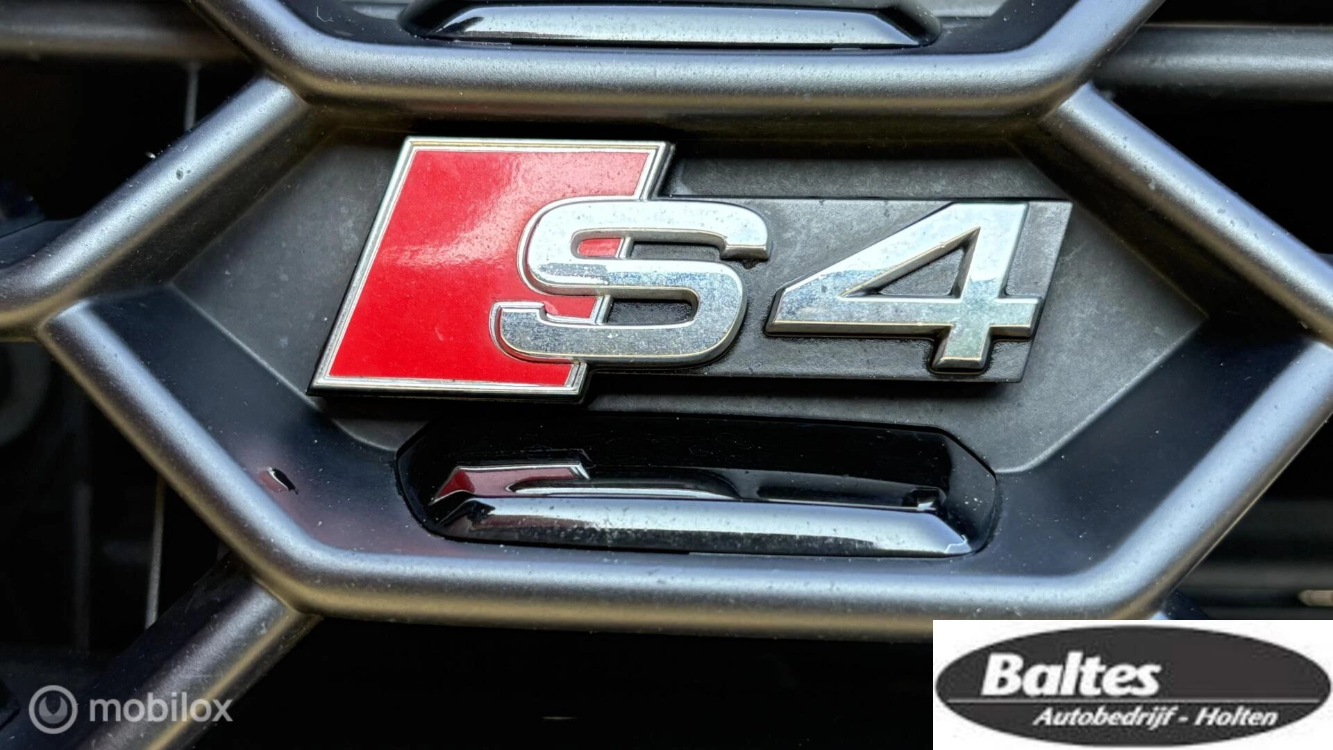 Hoofdafbeelding Audi S4