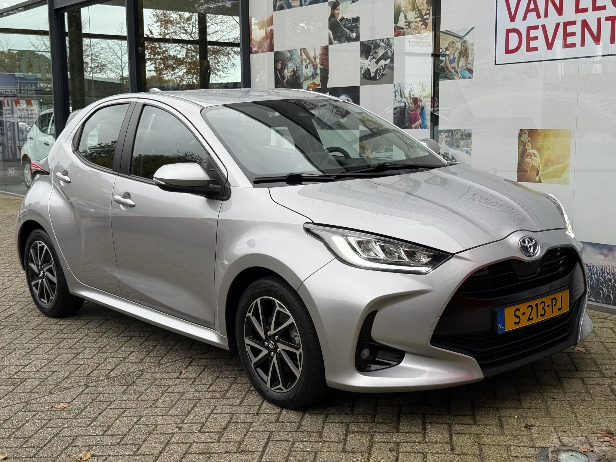 Hoofdafbeelding Toyota Yaris