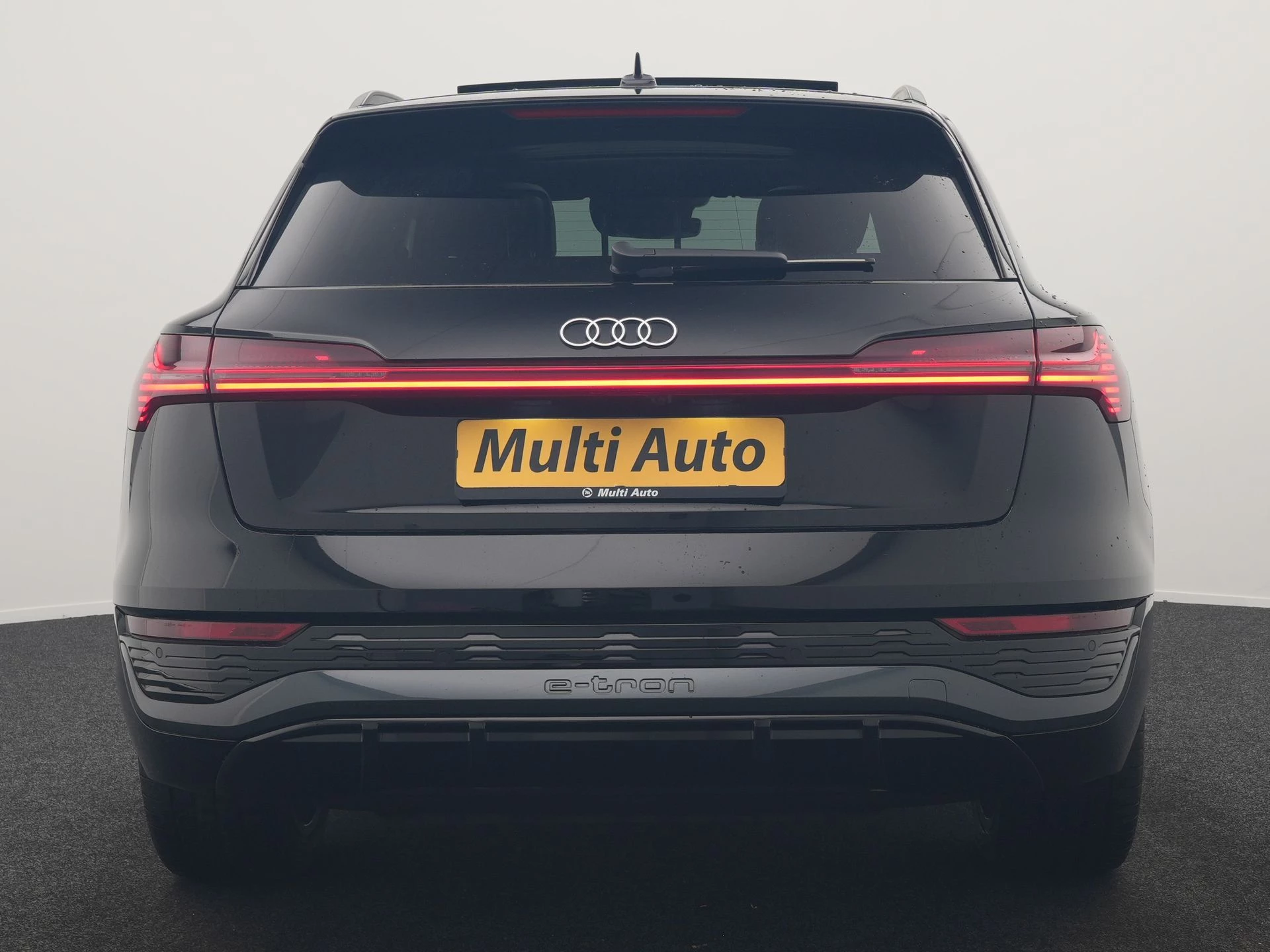 Hoofdafbeelding Audi Q8 e-tron