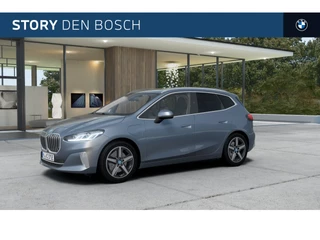 BMW 2 Serie Active Tourer 225e xDrive Automaat / Trekhaak / Sportstoelen / Achteruitrijcamera / Adaptieve LED / Comfort Access / Stoelverwarming / Stuurverwarming