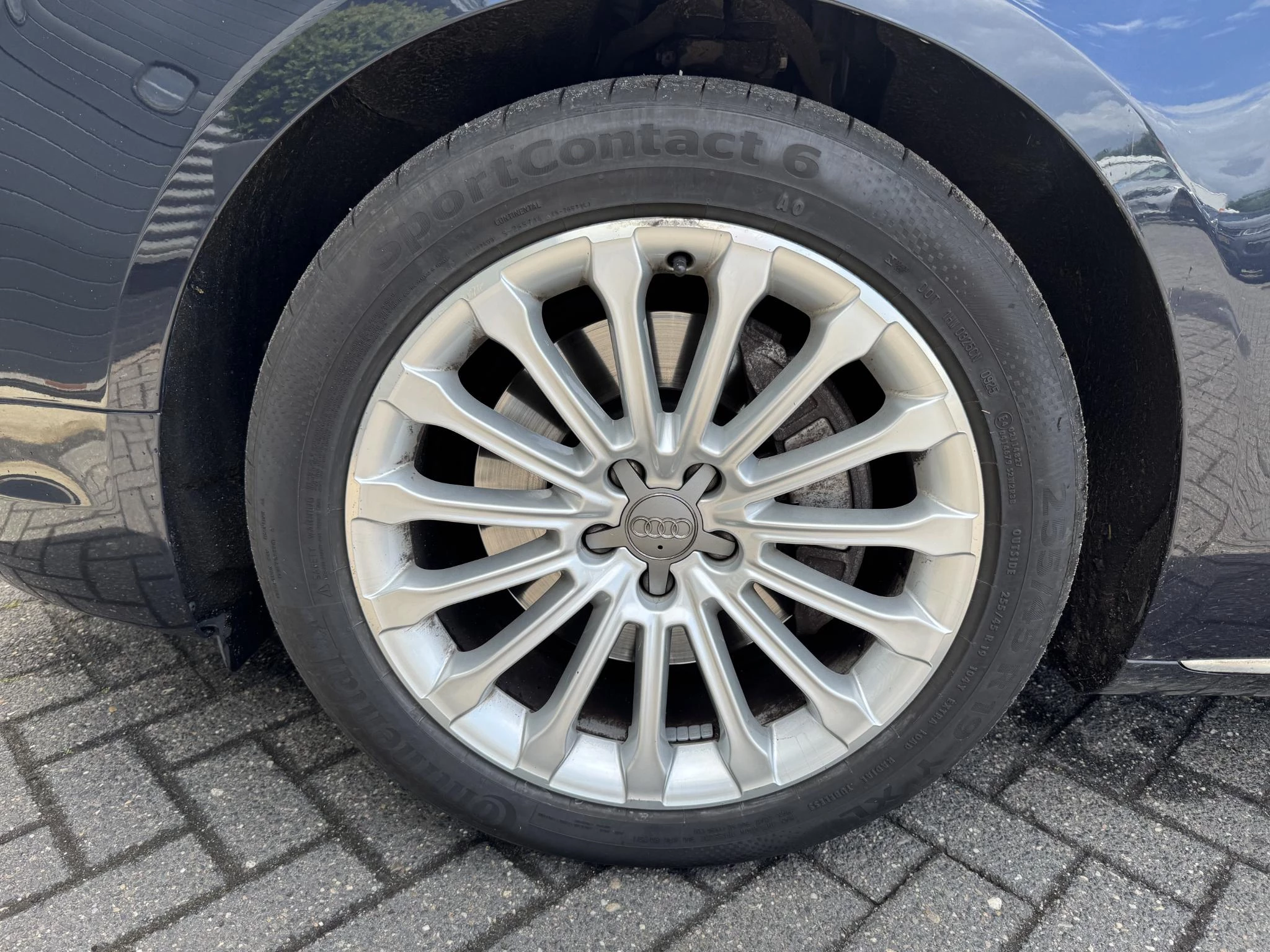 Hoofdafbeelding Audi A8