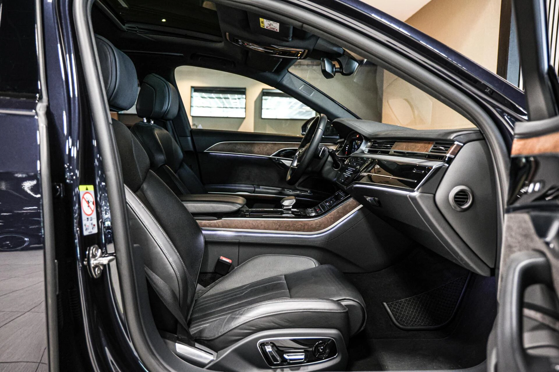 Hoofdafbeelding Audi A8