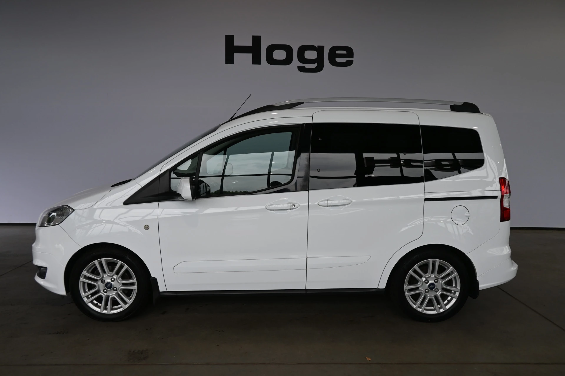 Hoofdafbeelding Ford Tourneo Courier