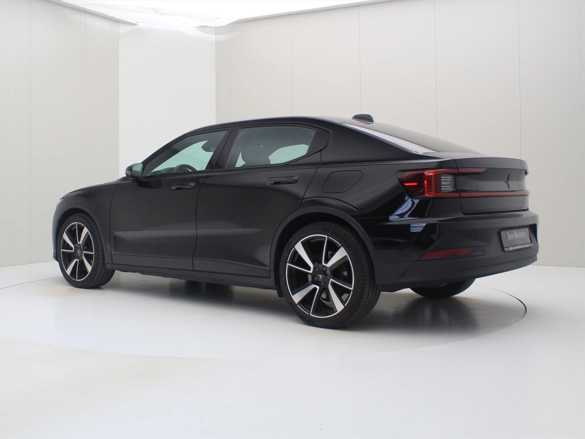Hoofdafbeelding Polestar 2