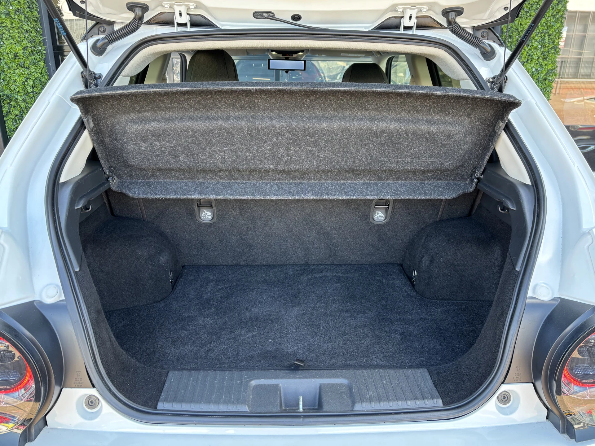 Hoofdafbeelding Honda e