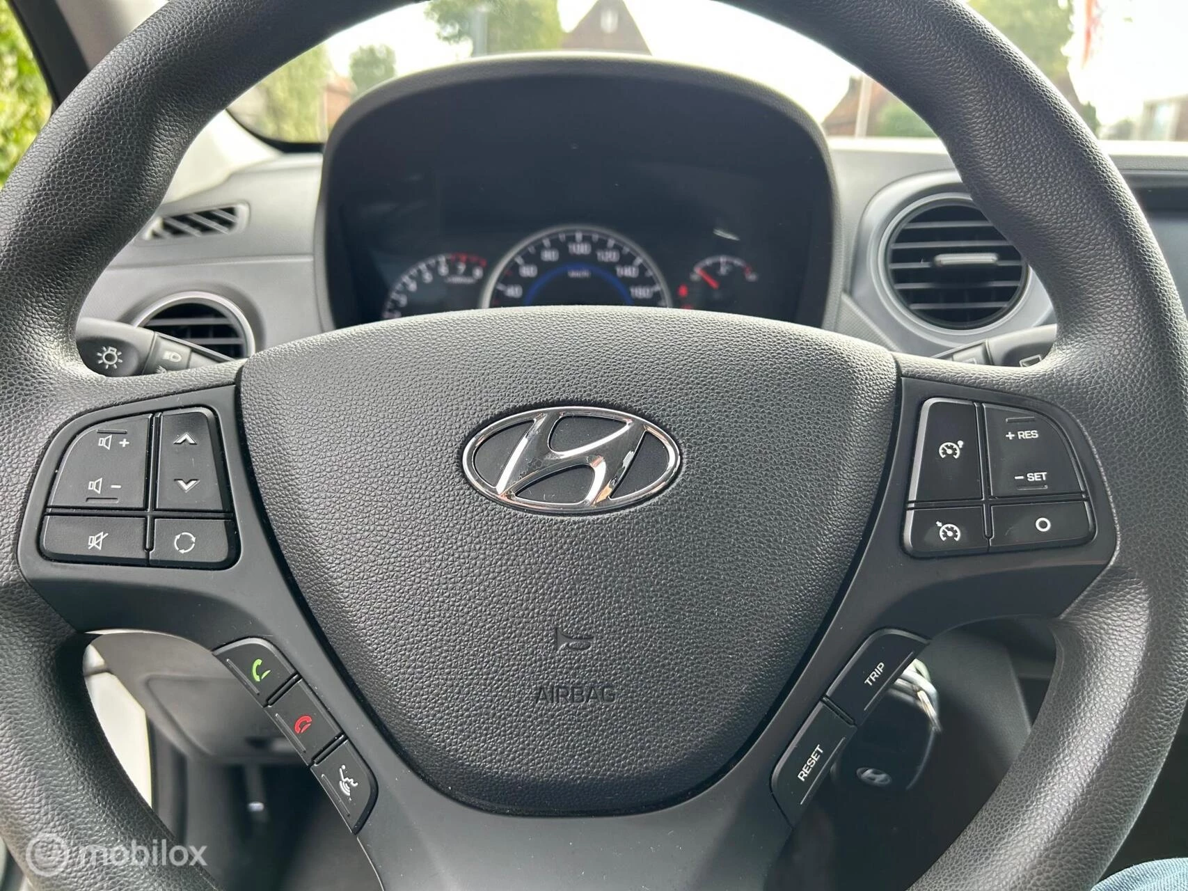 Hoofdafbeelding Hyundai i10