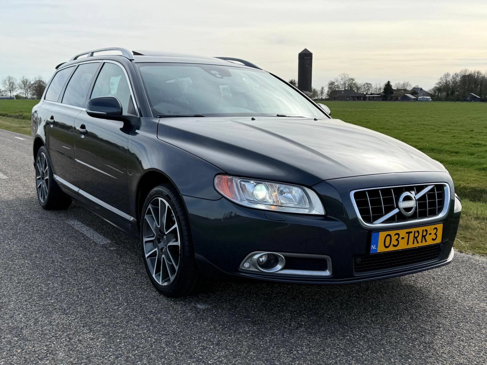 Hoofdafbeelding Volvo V70