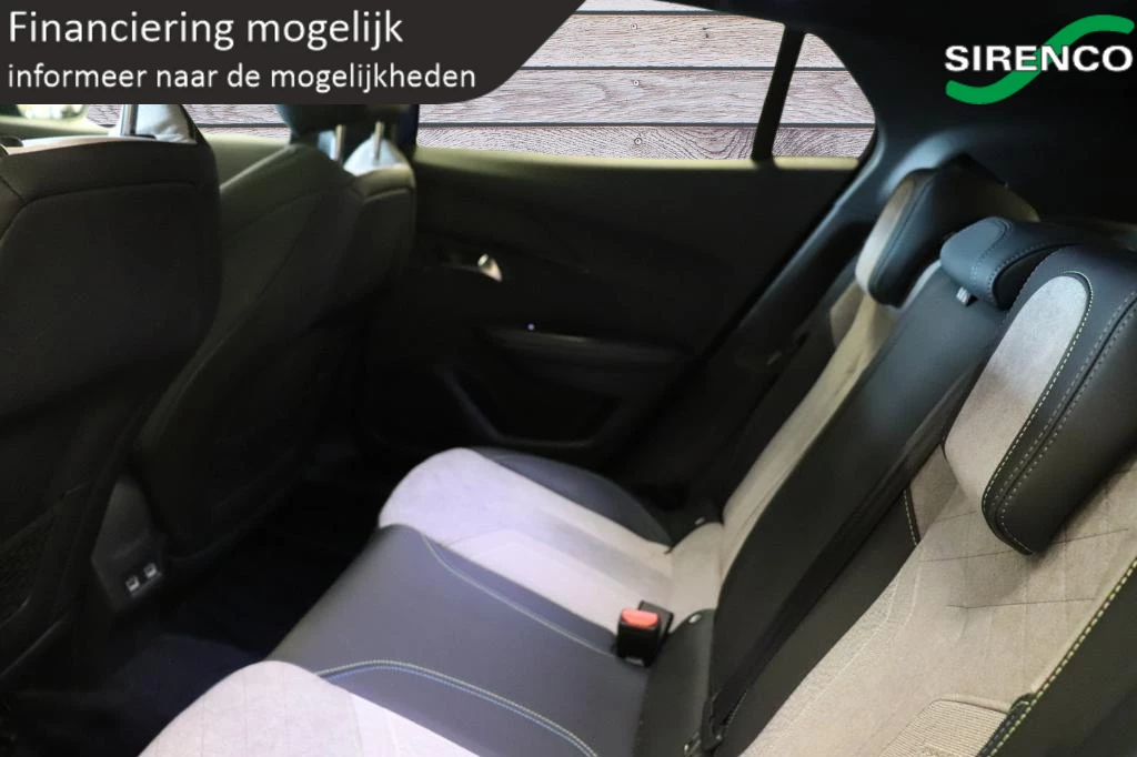 Hoofdafbeelding Peugeot e-2008