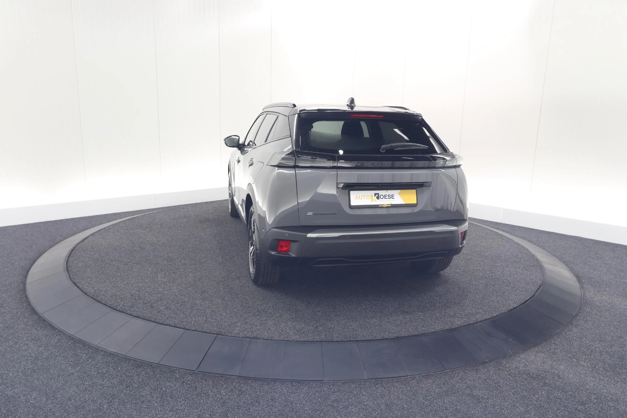 Hoofdafbeelding Peugeot e-2008