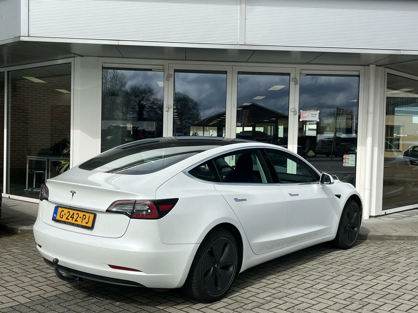 Hoofdafbeelding Tesla Model 3