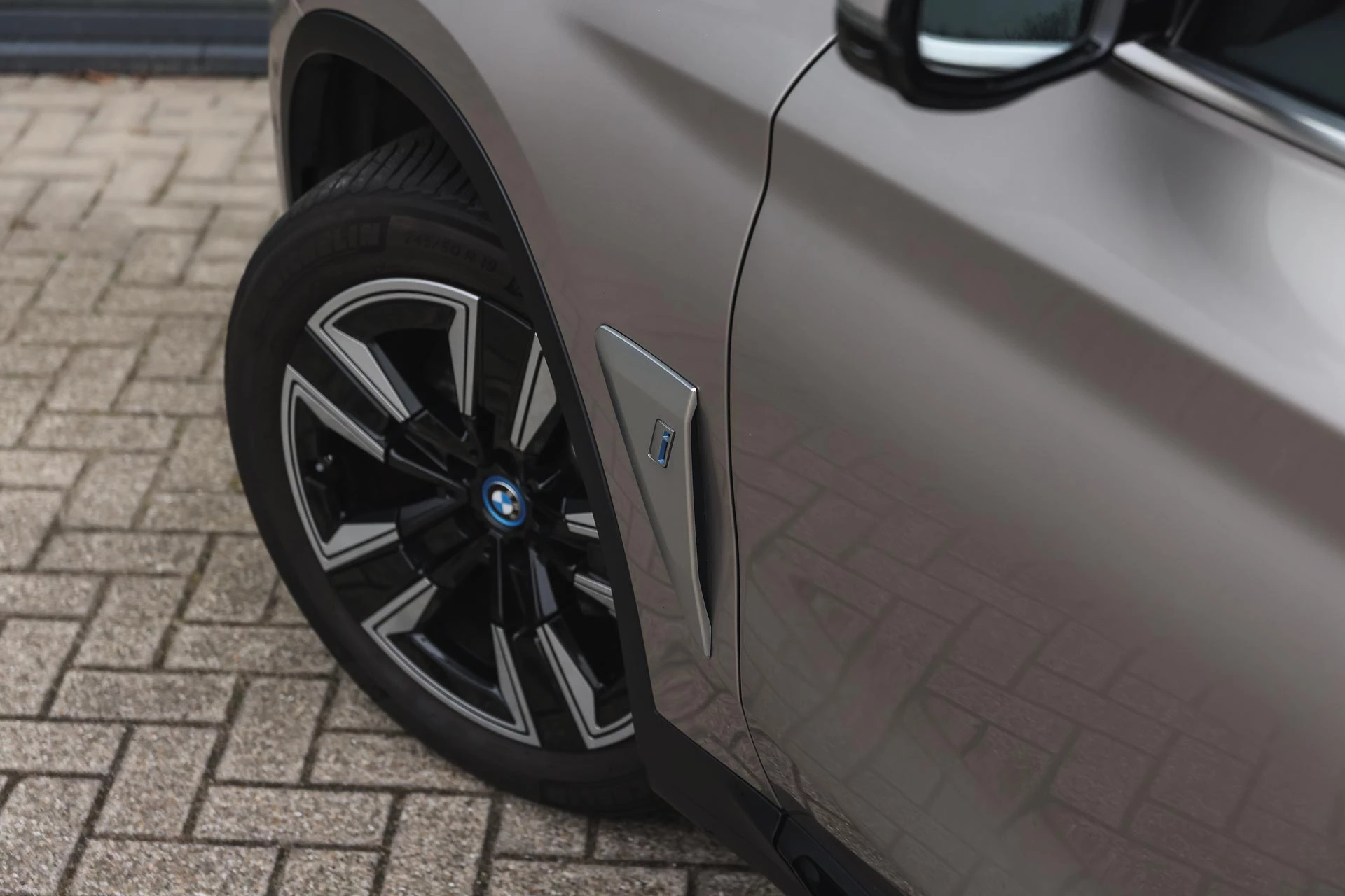 Hoofdafbeelding BMW iX3