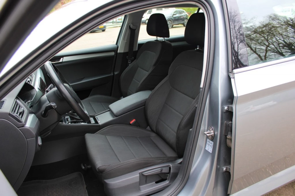 Hoofdafbeelding Škoda Superb